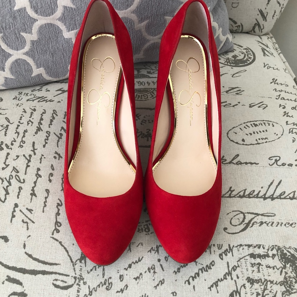 Red Jessica Simpson suede pumps